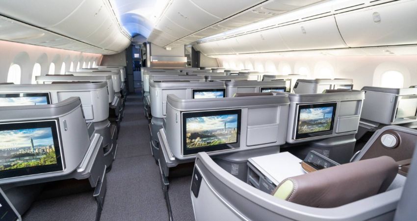 EVA Air Upgrade to Premium Economy/Business class